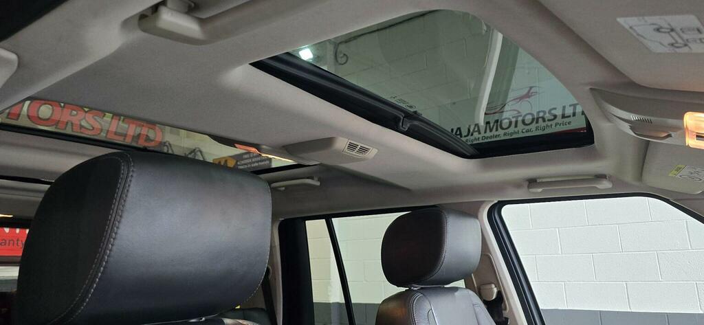 Land Rover Discovery 4 3L Se Tech Red #37