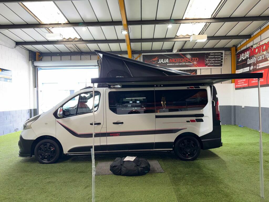 Renault Trafic Campervan 202121 White #5