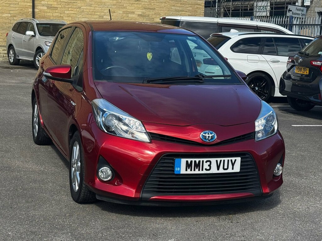 Toyota Yaris 1.5 Vvt-h T4 Hatchback Hybrid Cvt Euro Red #5