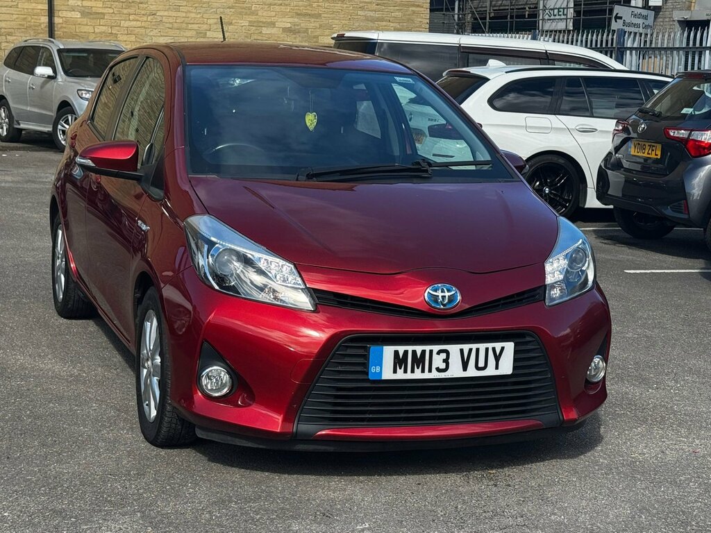 Toyota Yaris 1.3 Vvt-i Trend 98 Bhp White #14