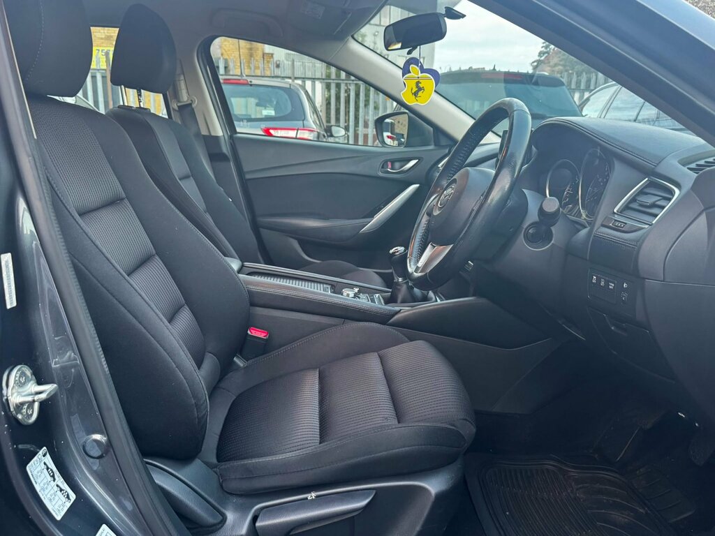 Mazda 6 Skyactiv-d Sport Nav Tourer Red #40