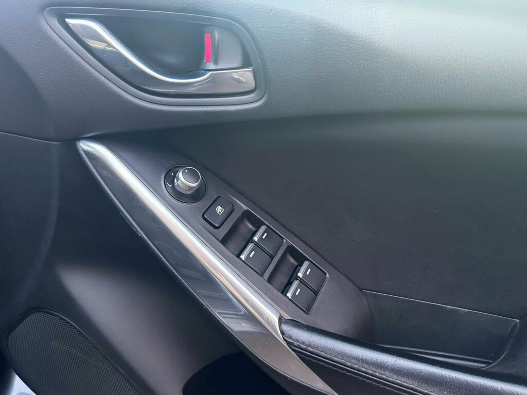 Mazda 6 Skyactiv-d Sport Nav Tourer Red #32