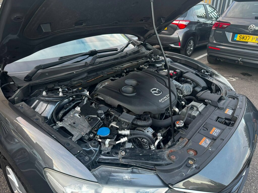 Mazda 6 Skyactiv-d Sport Nav Tourer Red #45