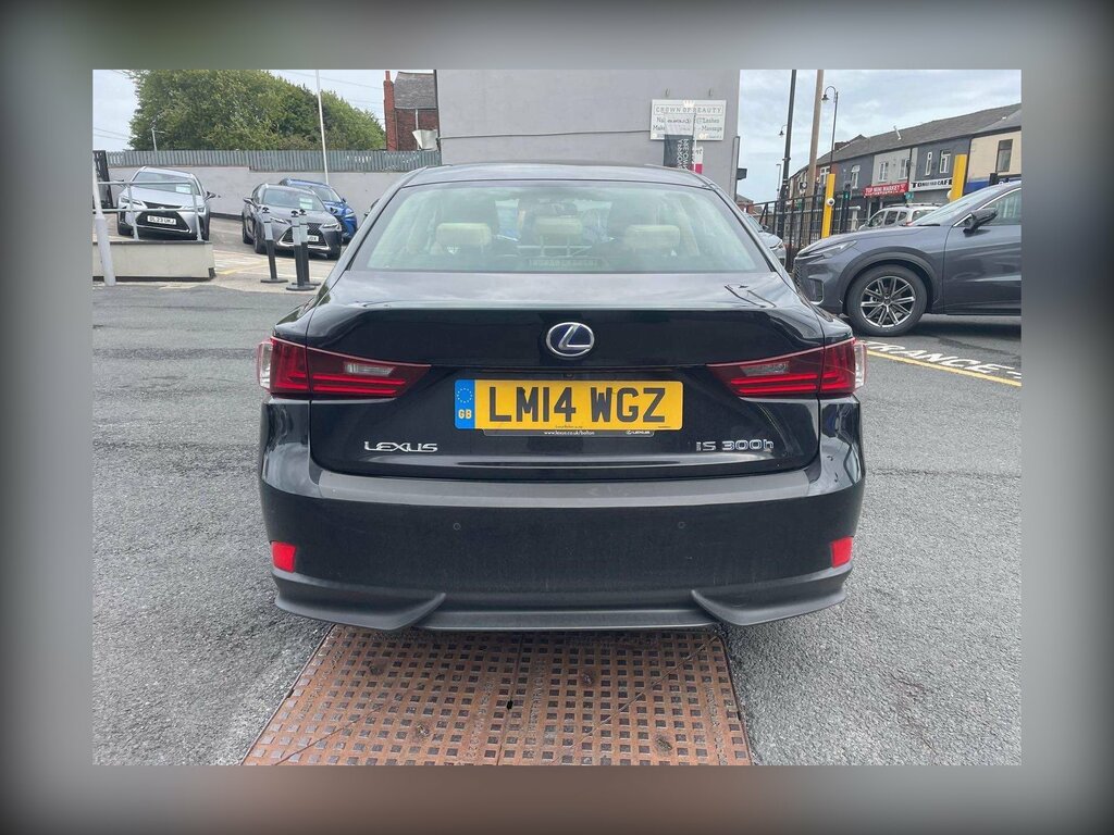 Lexus IS 2.5 300H Premier Saloon Hybrid E-cvt Eu Black #5