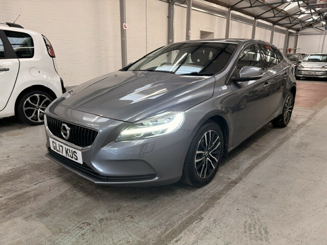 Volvo V40 2.0 Momentum D2 Grey #2