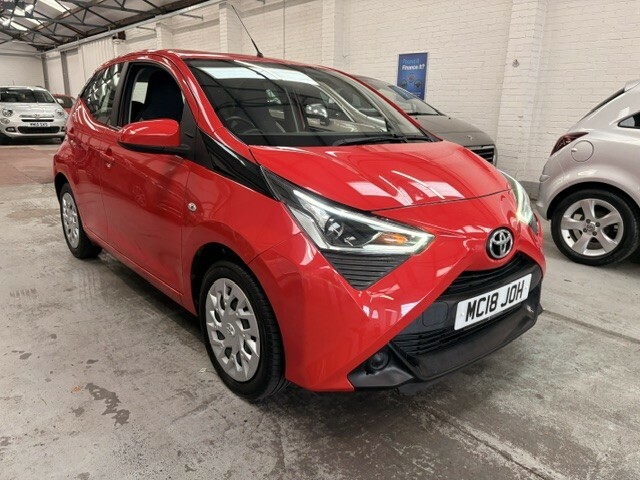 Toyota Aygo 1.0 Vvt-i X-play Red