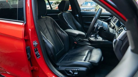 BMW 3 Series 2018 18 3.0 S6FNS Red #4