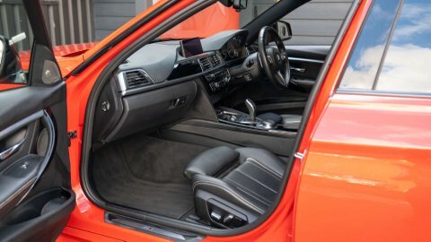 BMW 3 Series 2018 18 3.0 S6FNS Red #3
