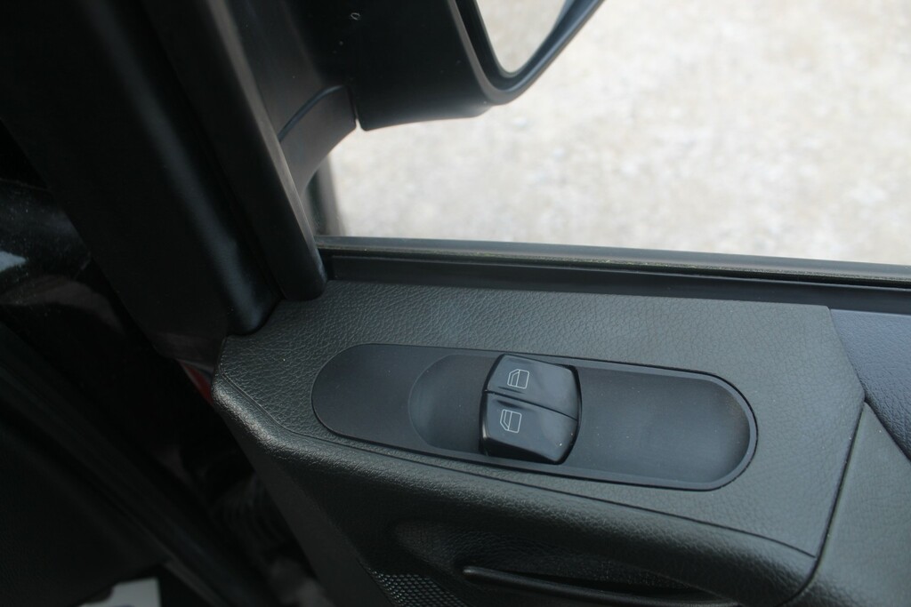 Mercedes-Benz Vito 1.6 111 Cdi Panel White #28