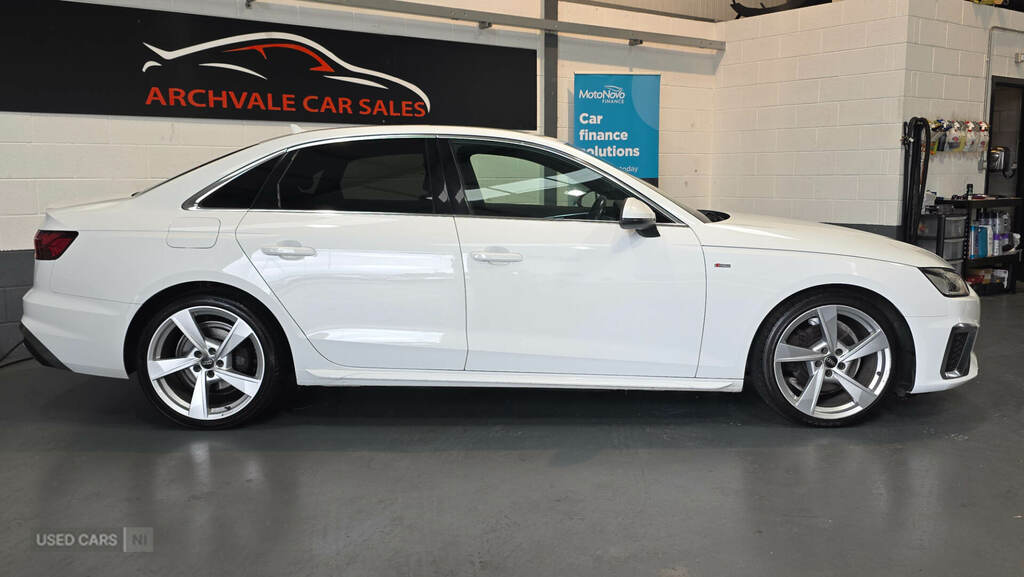 Audi A4 35 Tdi S Line S Tronic RO20HEV White #3