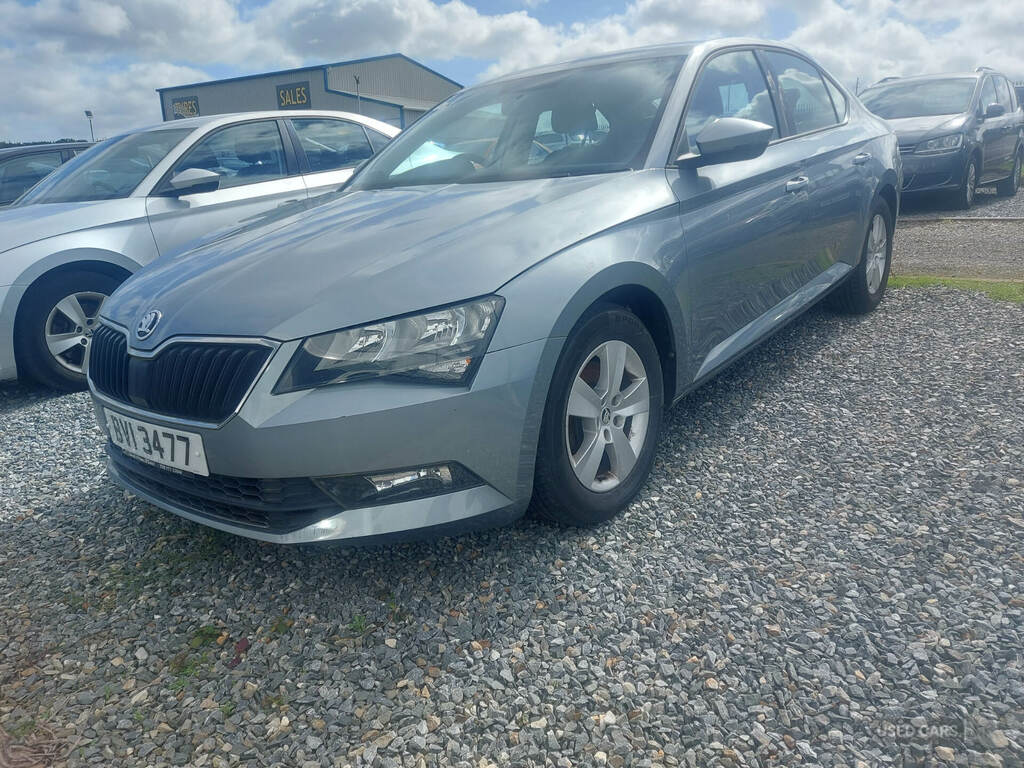 Skoda Superb 2.0 Tdi Pd 140 S Grey