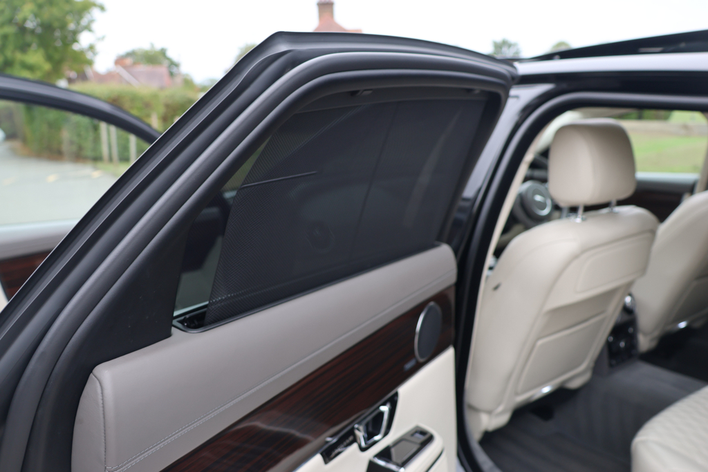Jaguar XJ Saloon Black #31