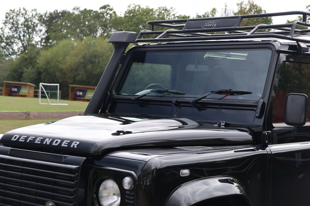 Land Rover Defender 90 #22