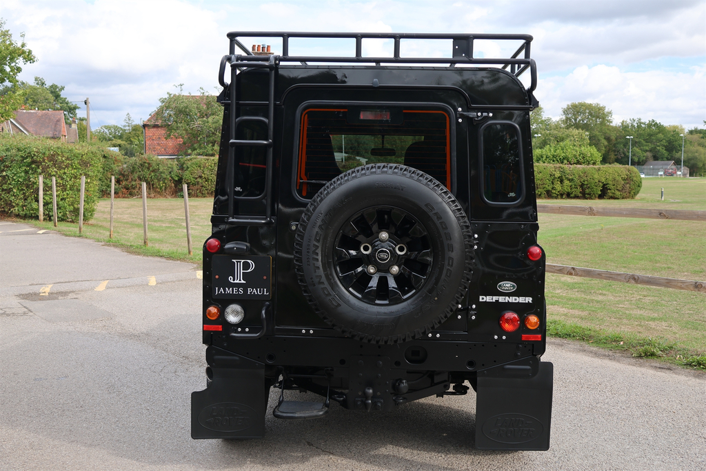 Land Rover Defender 90 #37