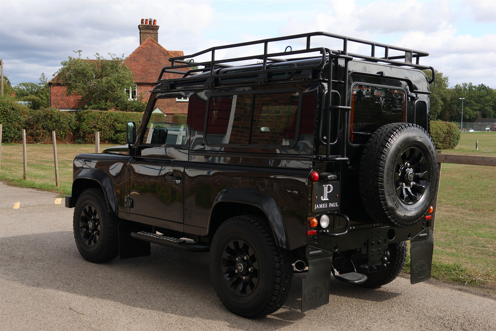 Land Rover Defender 90 #25