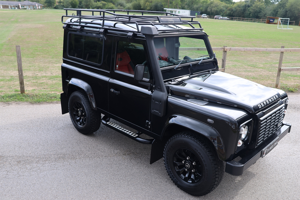 Land Rover Defender 90 2.2 Tdci Xs Station Wagon Double Cab Ma Black
