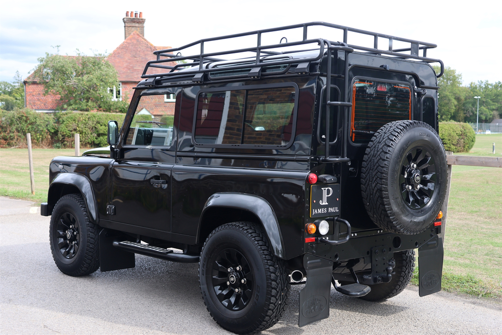 Land Rover Defender 90 #23