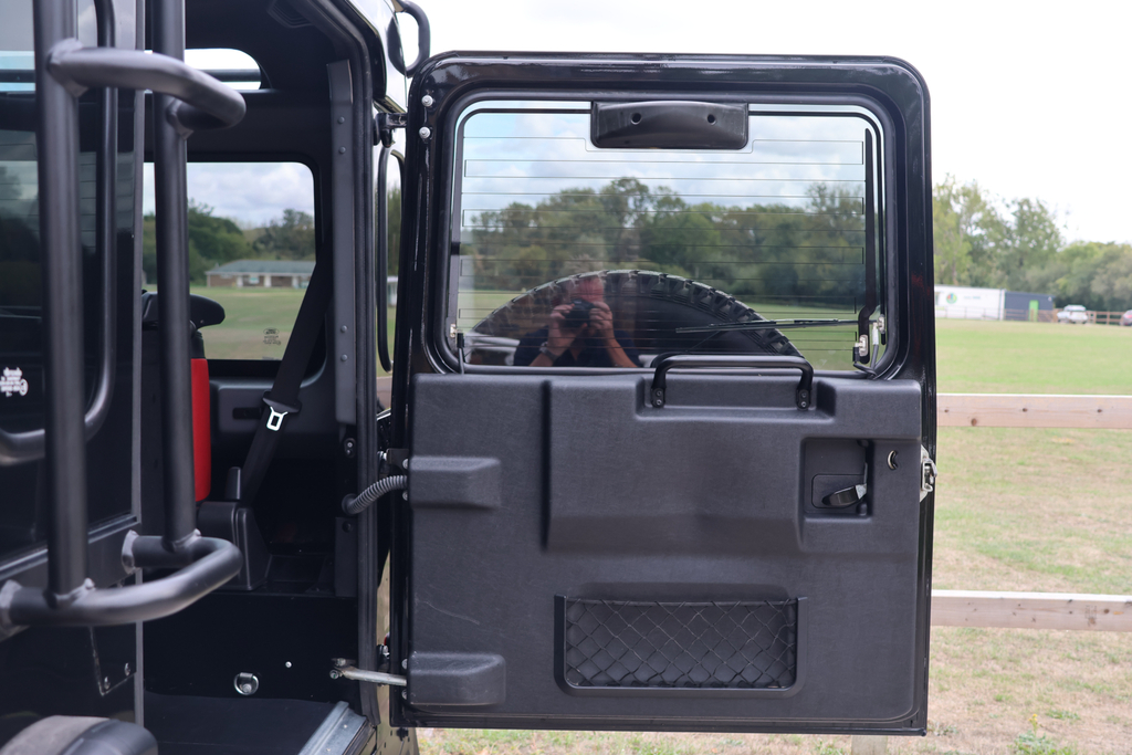 Land Rover Defender 90 #38