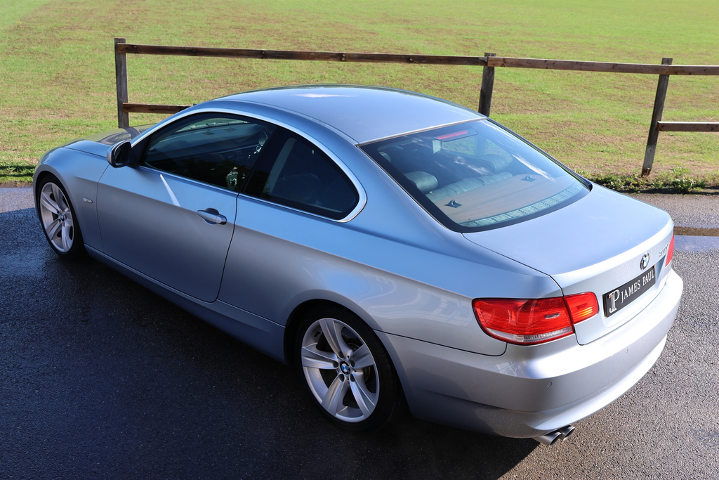 BMW 3 Series 320D Se Touring Black #9