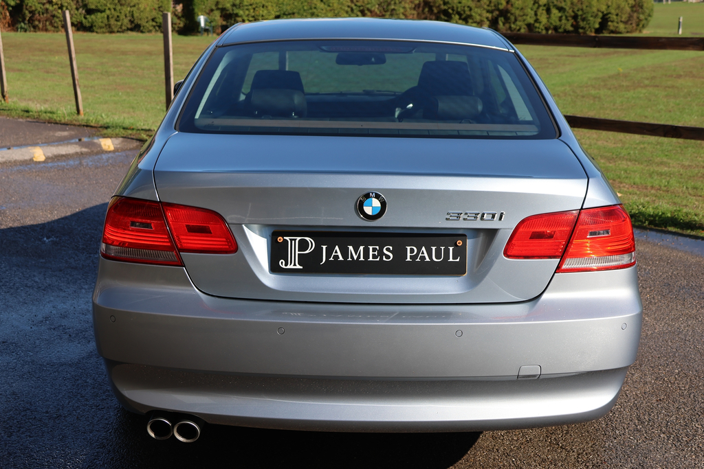 BMW 3 Series 320D Se Touring Black #21