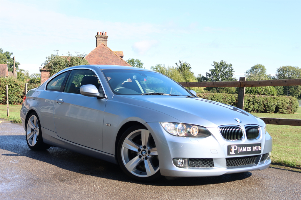 BMW 3 Series 320D Se Touring Black #4