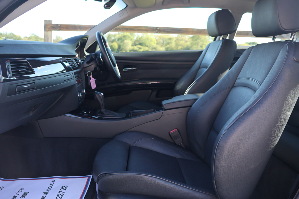 BMW 3 Series 320D Se Touring Black #8
