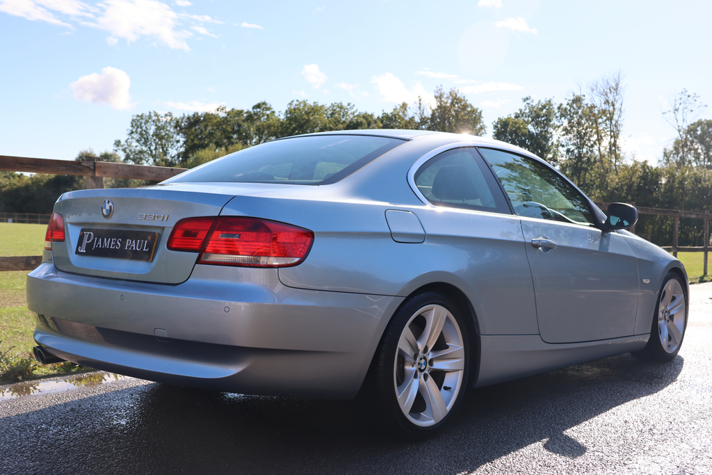BMW 3 Series 320D Se Touring Black #3