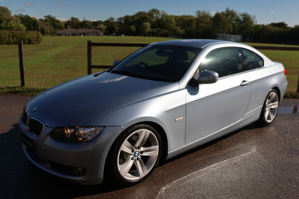 BMW 3 Series 320D Se Touring Black #19