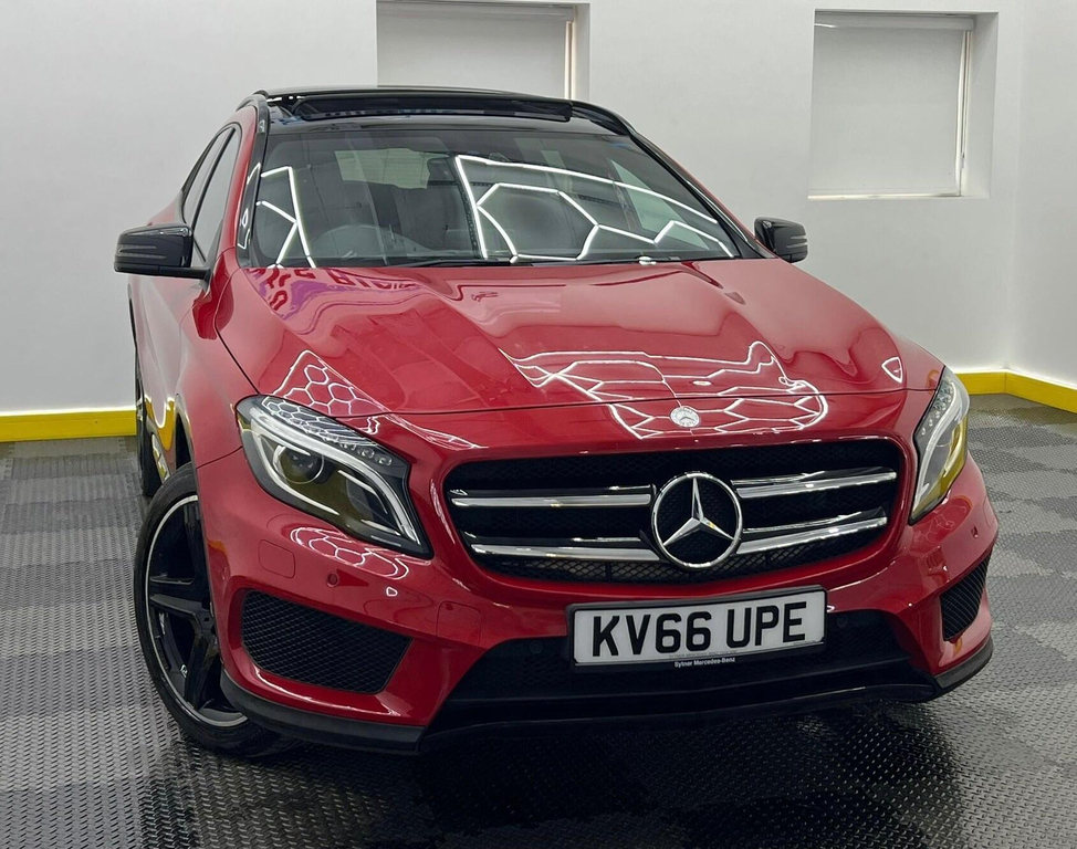 Mercedes-Benz GLA Class 2.1 D Amg Line Premium Plus 7G-dct 4Matic Euro 6 Red