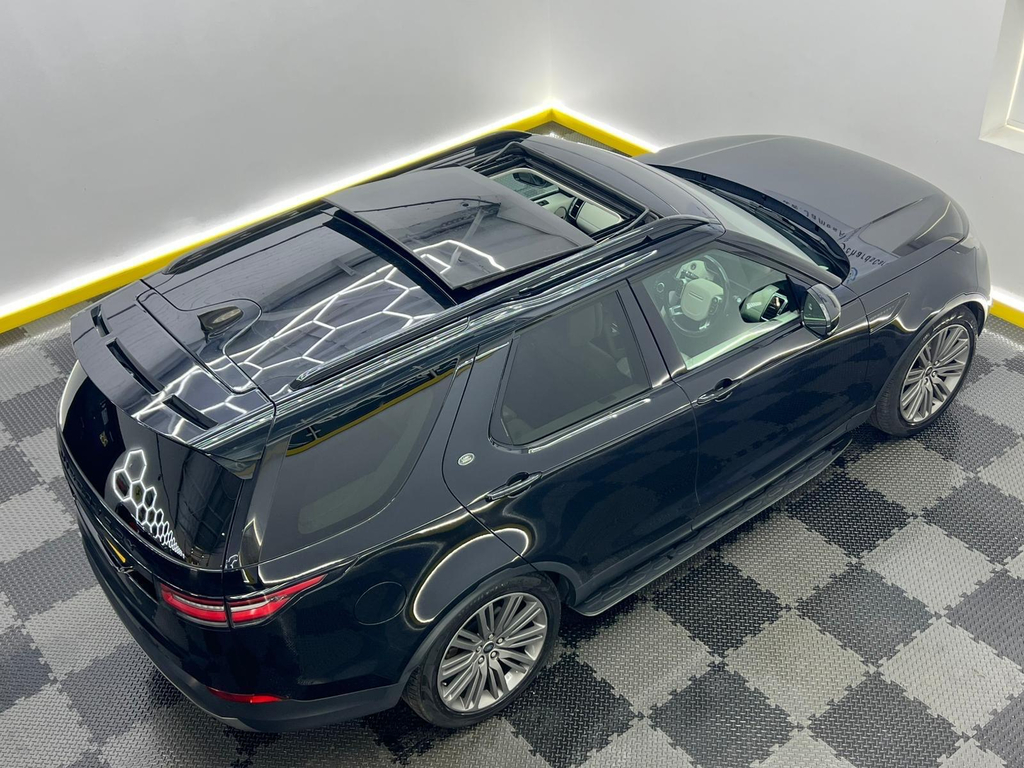 Land Rover Discovery Black #50