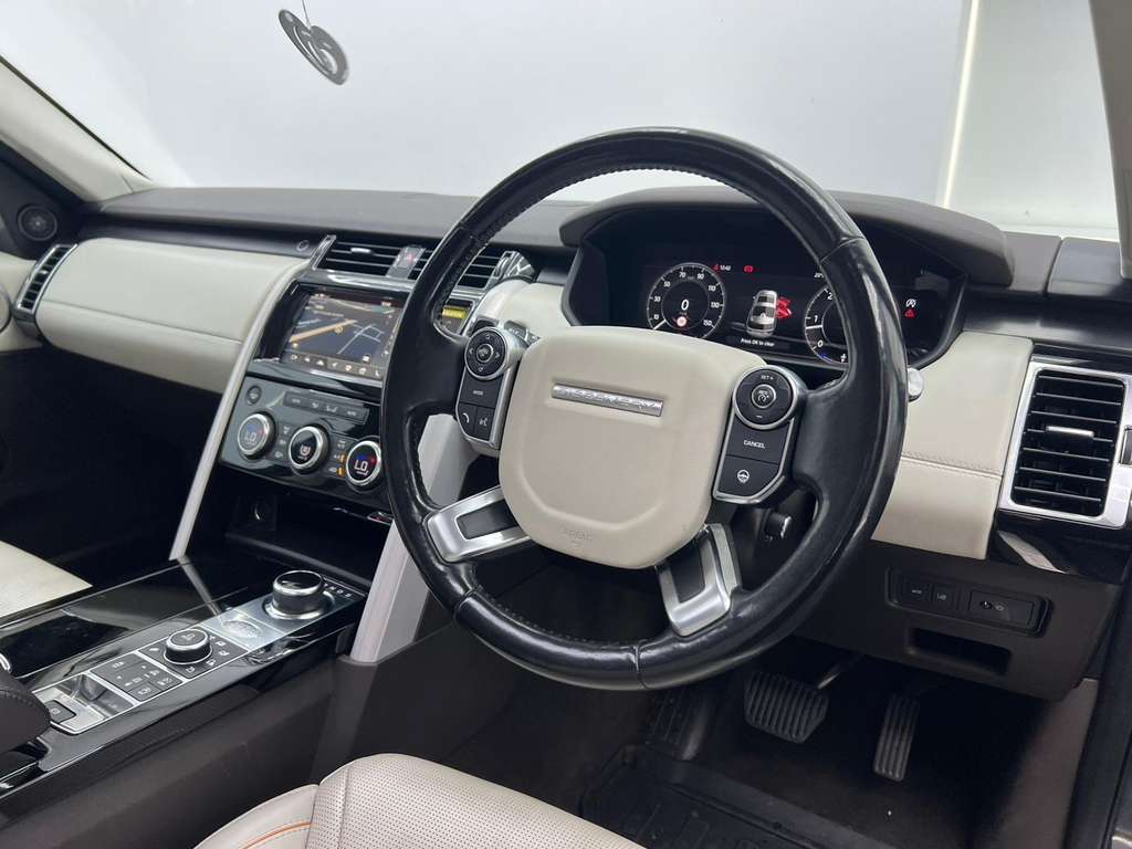 Land Rover Discovery Black #44