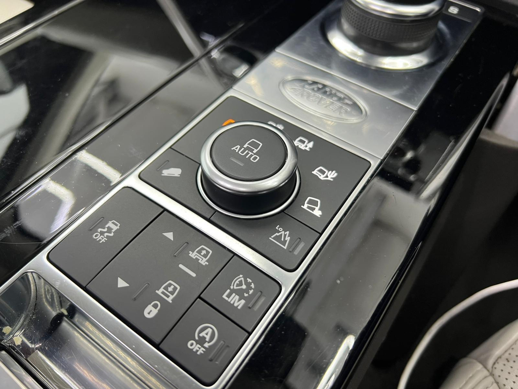 Land Rover Discovery Black #19