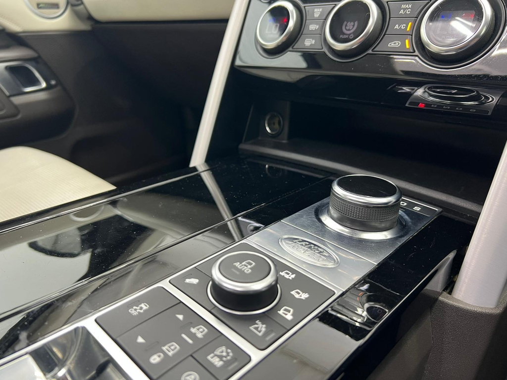 Land Rover Discovery Black #20