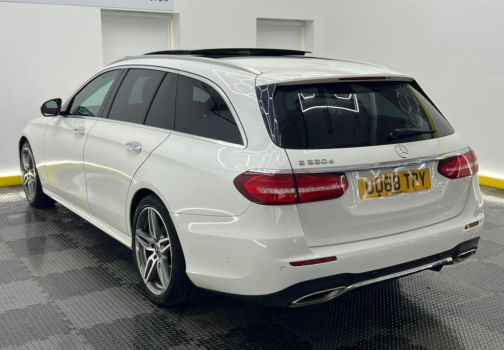 Mercedes-Benz E Class 2.0 D Amg Line Premium G-tronic Euro 6 Ss White #4