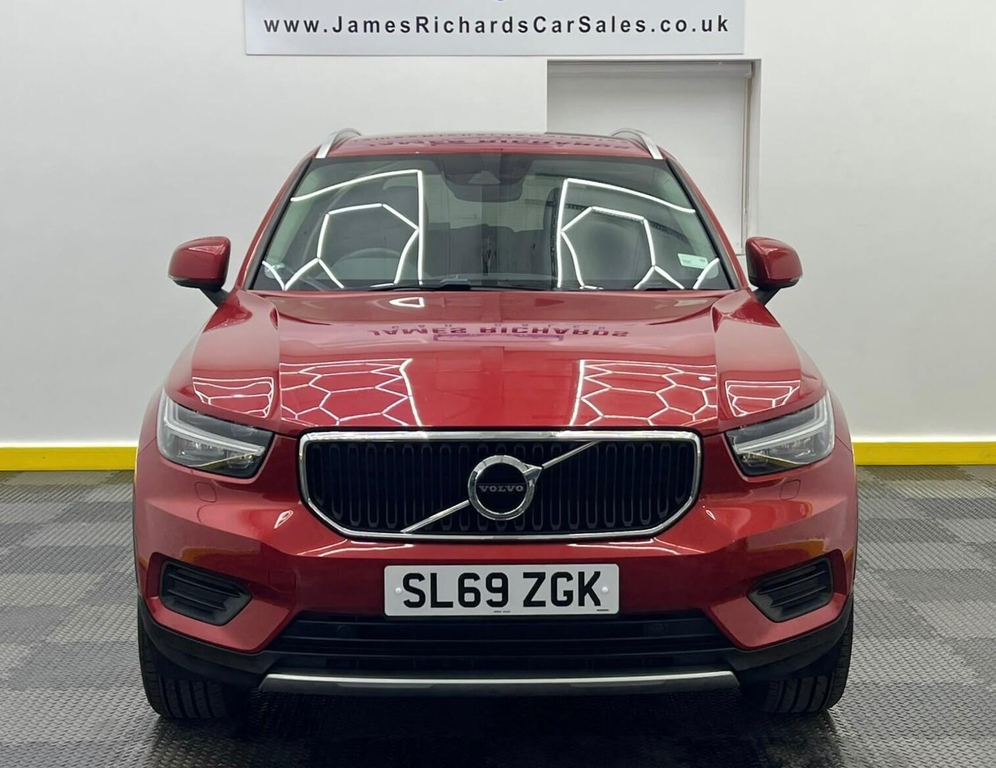 Volvo XC40 1.5L Momentum Red #5