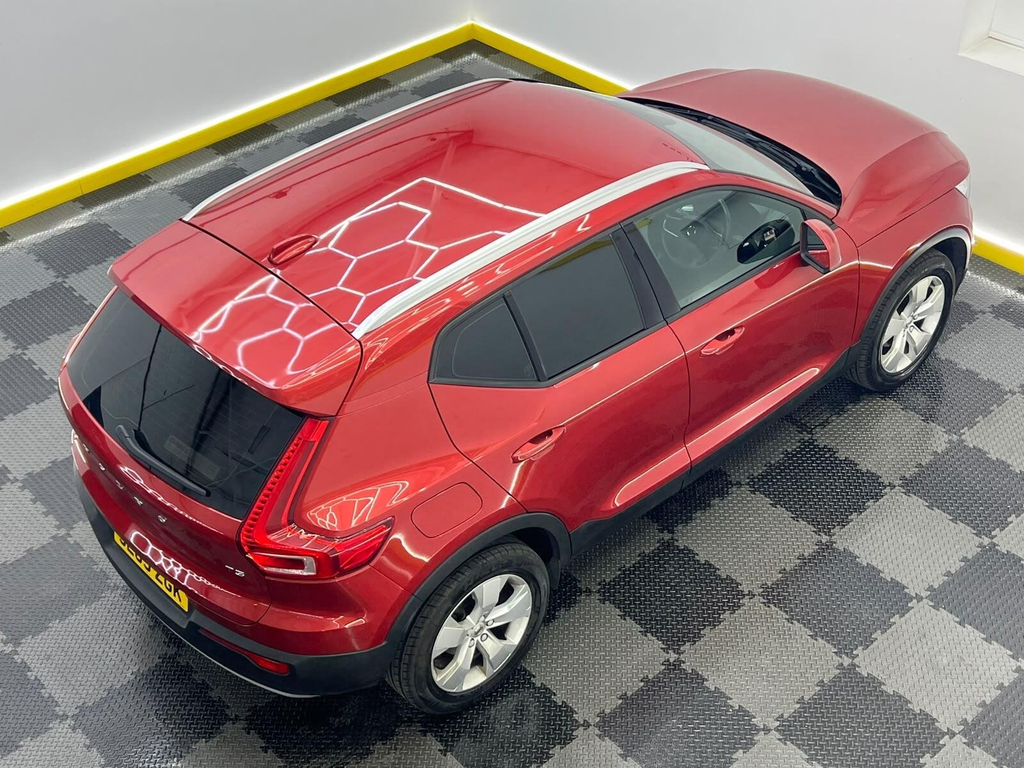 Volvo XC40 1.5L Momentum Red #15