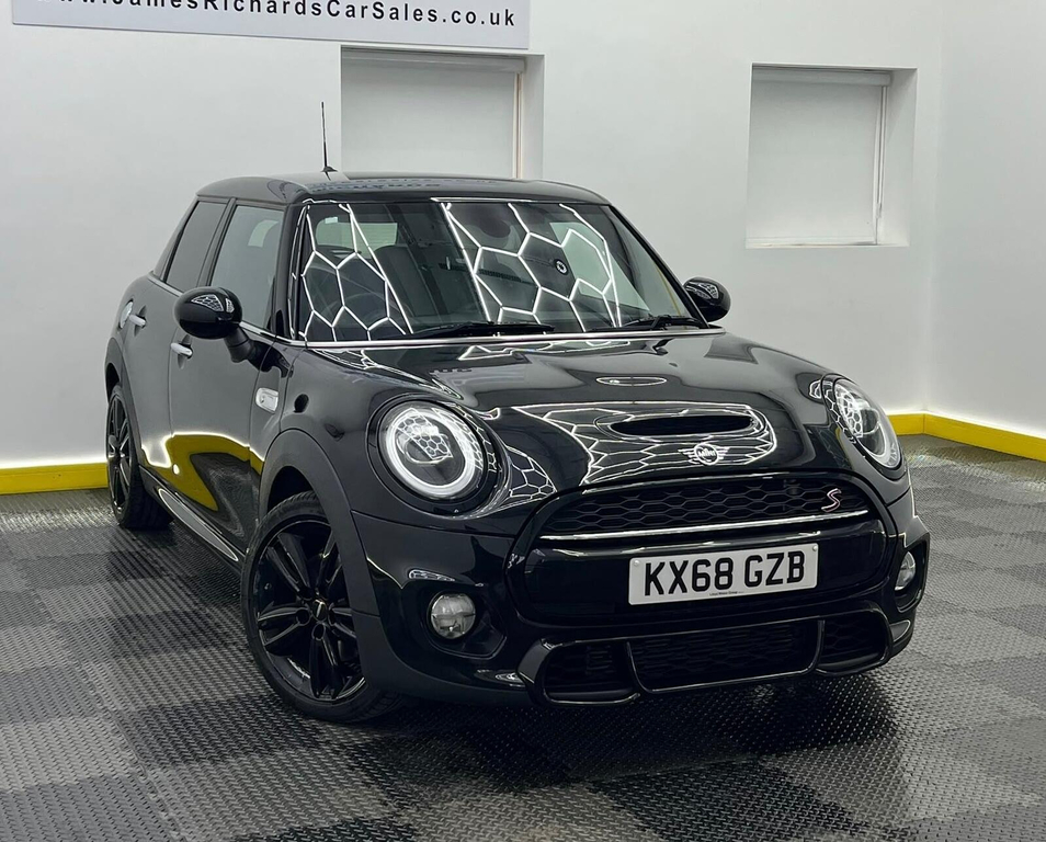 Mini Hatch 2.0 Cooper S Sport Steptronic Euro 6 Ss Black