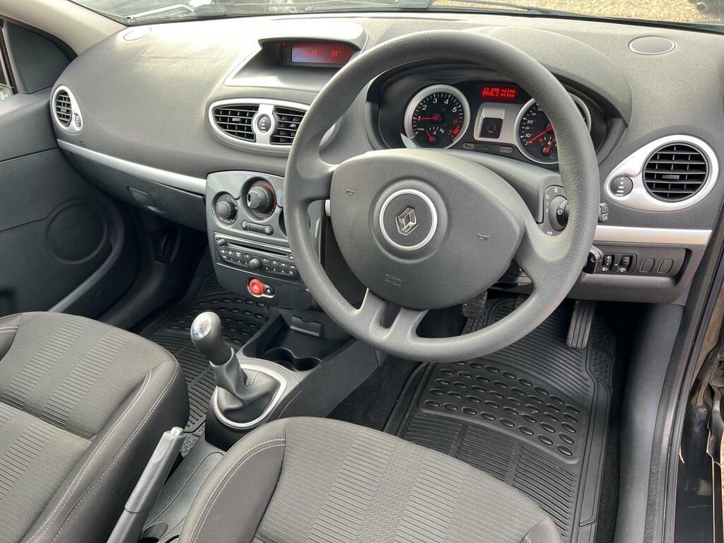 Renault Clio Clio Dynamique Tomtom 16V Black #15