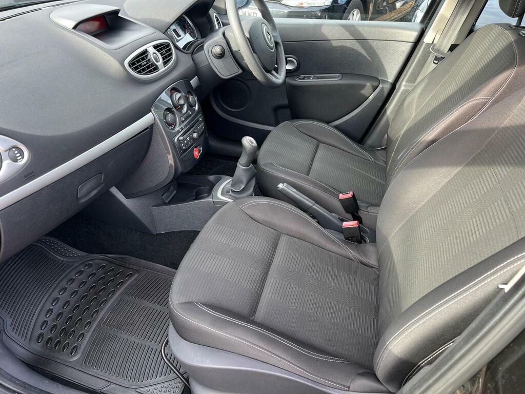 Renault Clio Clio Dynamique Tomtom 16V Black #19