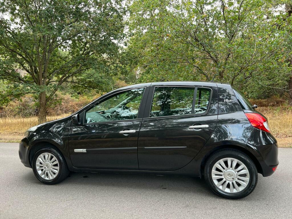 Renault Clio Clio Dynamique Tomtom 16V Black #7