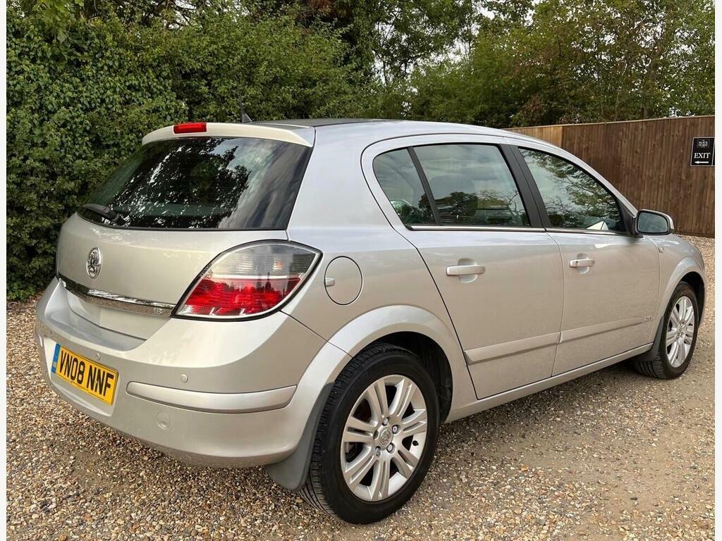 Vauxhall Astra 1.8I 16V Design Black #4