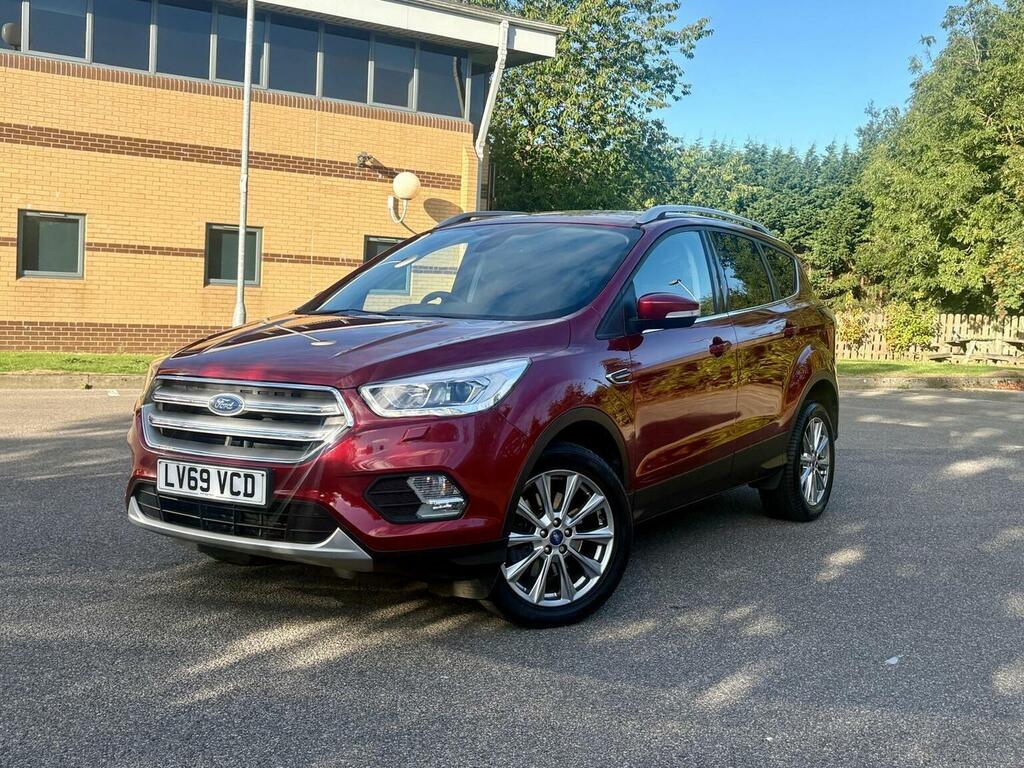 Ford Kuga 2.0 Tdci Ecoblue Titanium Edition Euro 6 Ss Red