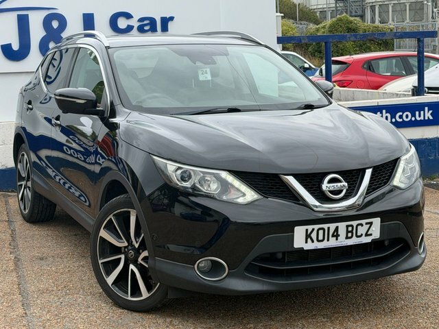 Nissan Qashqai 1.2 Dig-t Tekna Suv 2Wd Euro 5 Black