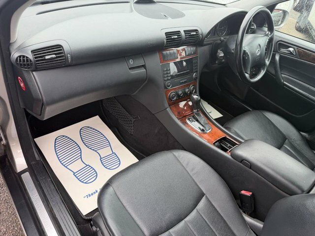 Mercedes-Benz C Class 1.8 C180 Kompressor Evolution S Black #8
