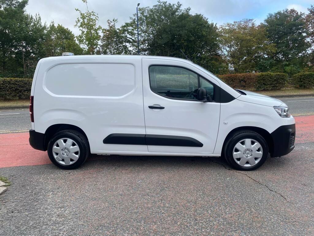 Citroen Berlingo 1.5 Bluehdi 1000Kg Enterprise Ed 100Ps 6 Speed Ss White #5