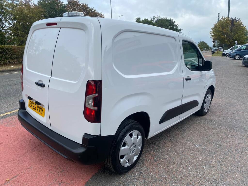 Citroen Berlingo 1.5 Bluehdi 1000Kg Enterprise Ed 100Ps 6 Speed Ss White #4