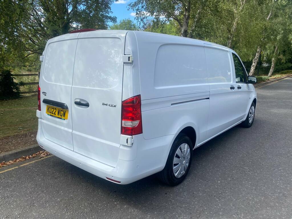 Mercedes-Benz Vito 114Cdi Progressive Van 9G-tronic White #3