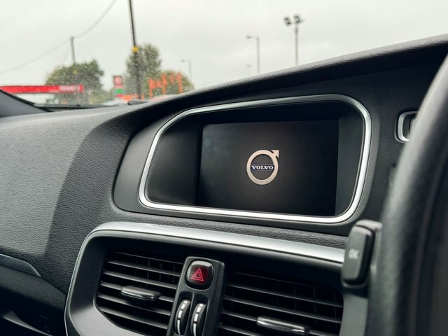 Volvo V40 D4 R-design Nav Plus Grey #17