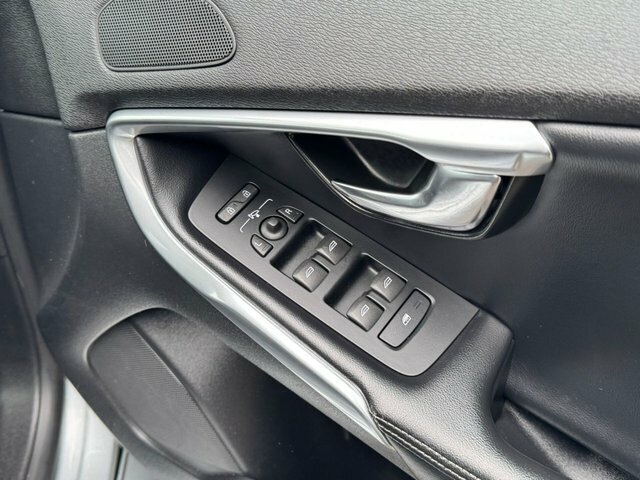 Volvo V40 D4 R-design Nav Plus Grey #21