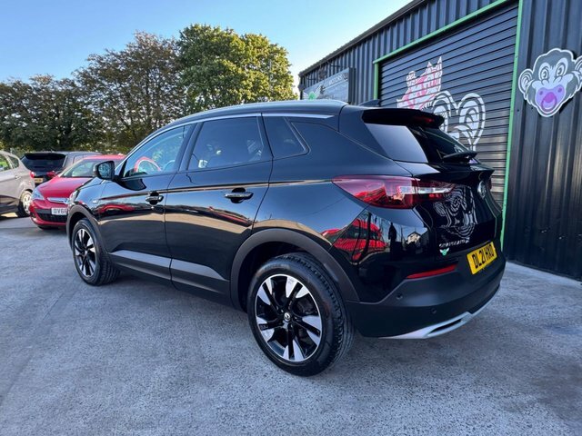 Vauxhall Grandland X 1.2 Turbo Griffin Edition Suv Eu Black #2